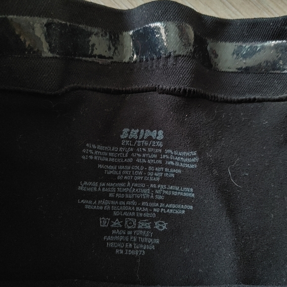 SKIMS High Waisted Brief Black Shapewear - Picture 8 of 12